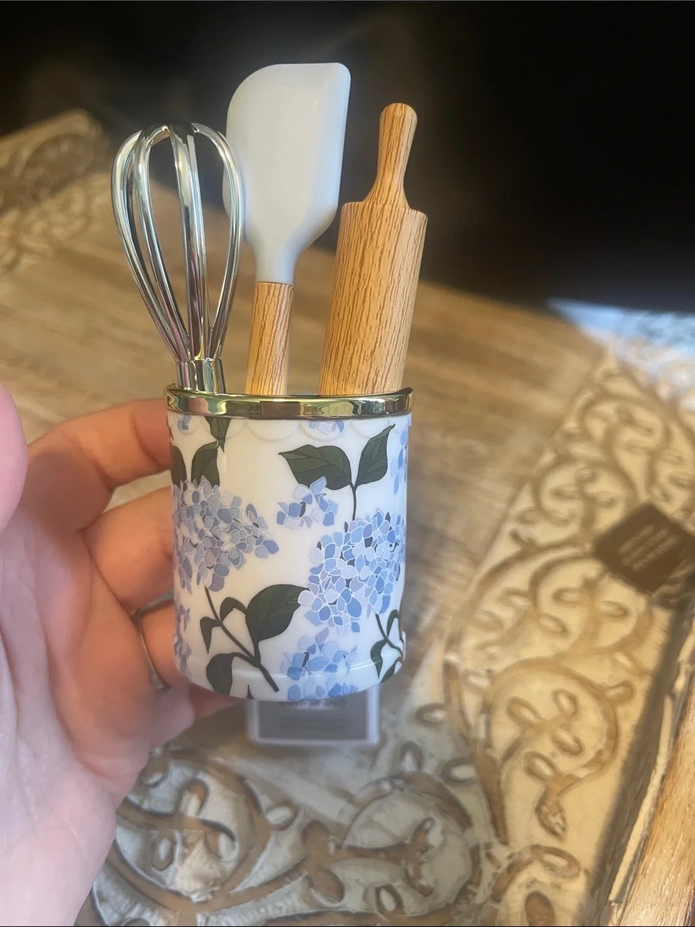Floral Ceramic Utensil Holder - Blue Hydrangea Wallflower